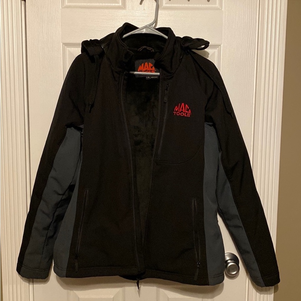 Women’s Mac Tools Heated Jacket - image 2